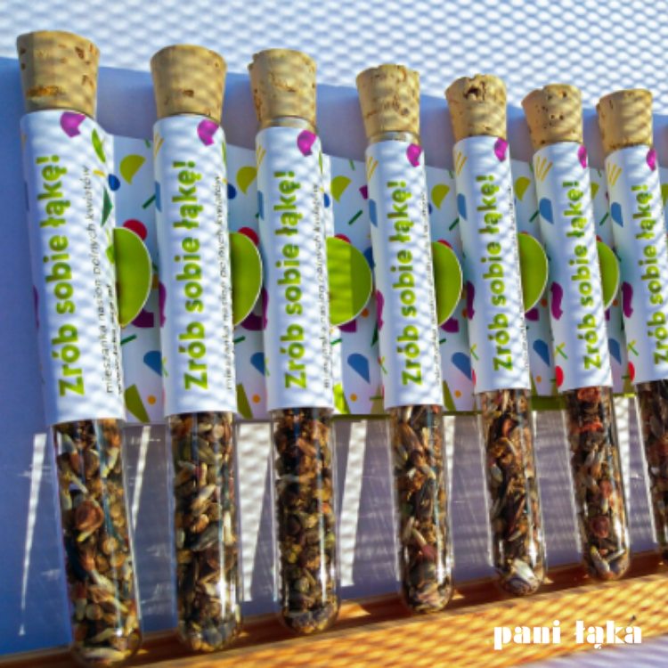 fiolka z nasionami (4).png